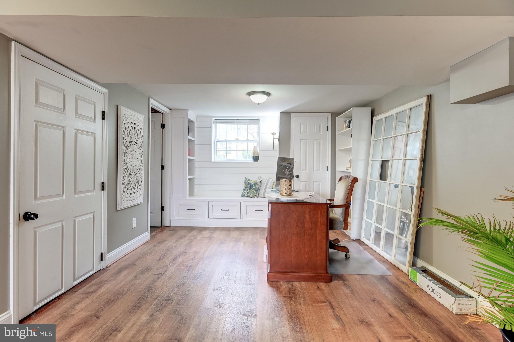 244 Walgrove Road Reisterstown, MD 21136 - Photo 29 of 43 Office