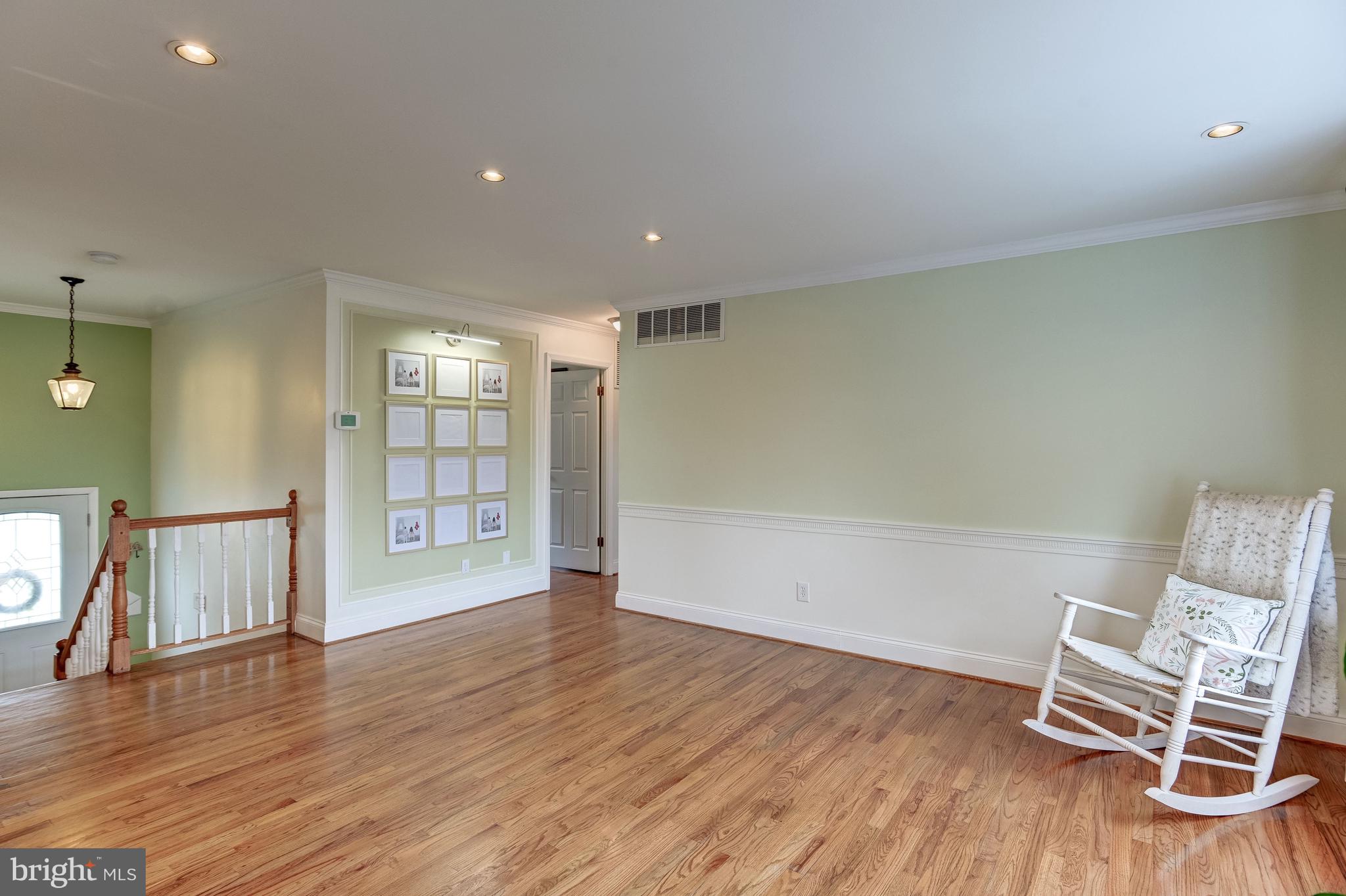 Living Room | Classic Moldings