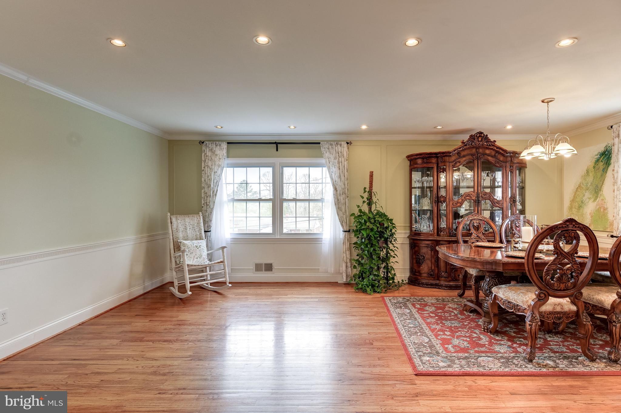 Living | Dining Rooms | Classic Moldings