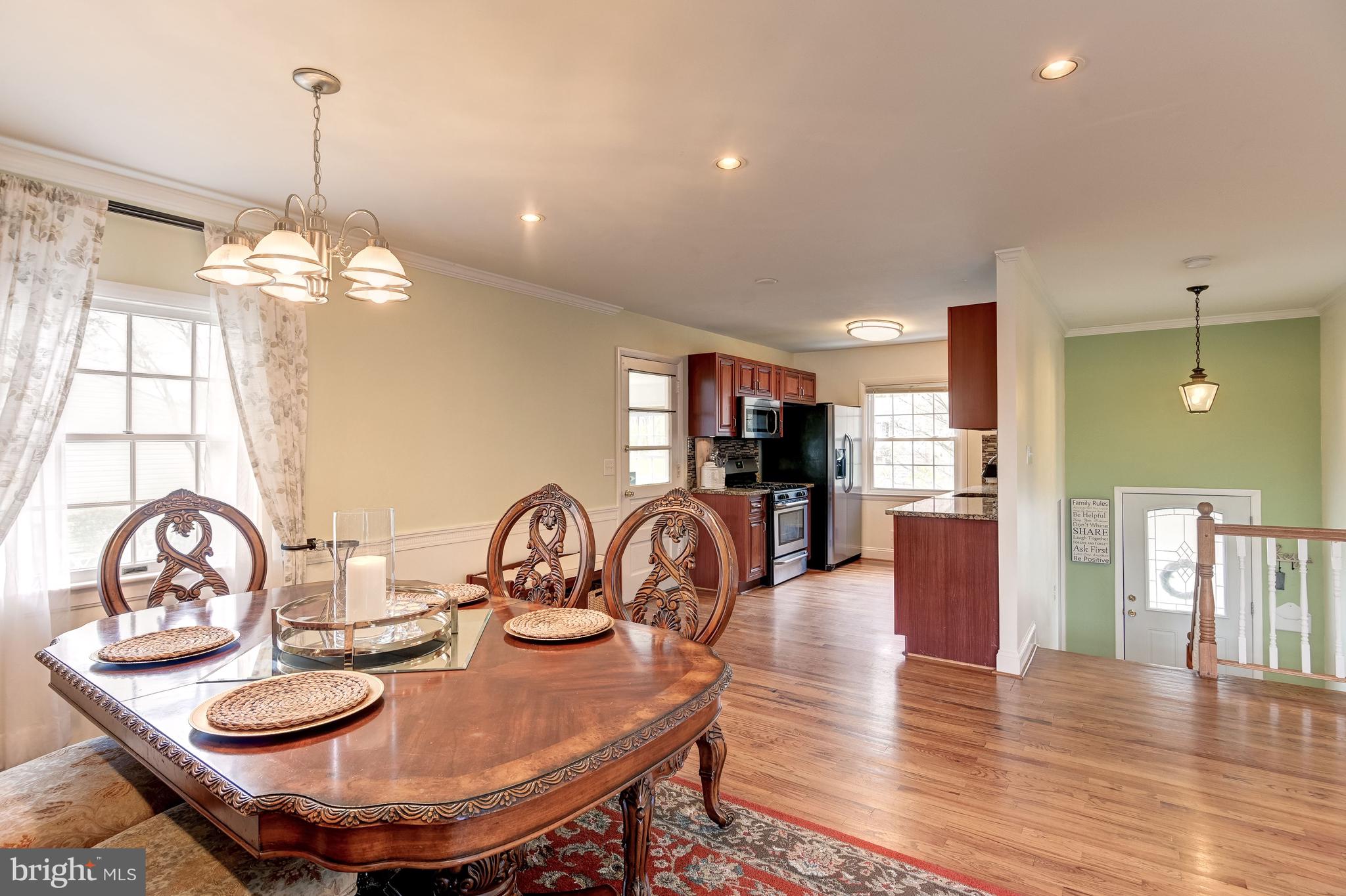 244 Walgrove Road Reisterstown, MD 21136 - Photo 10 of 43 Dining Room | Hardwood Floors