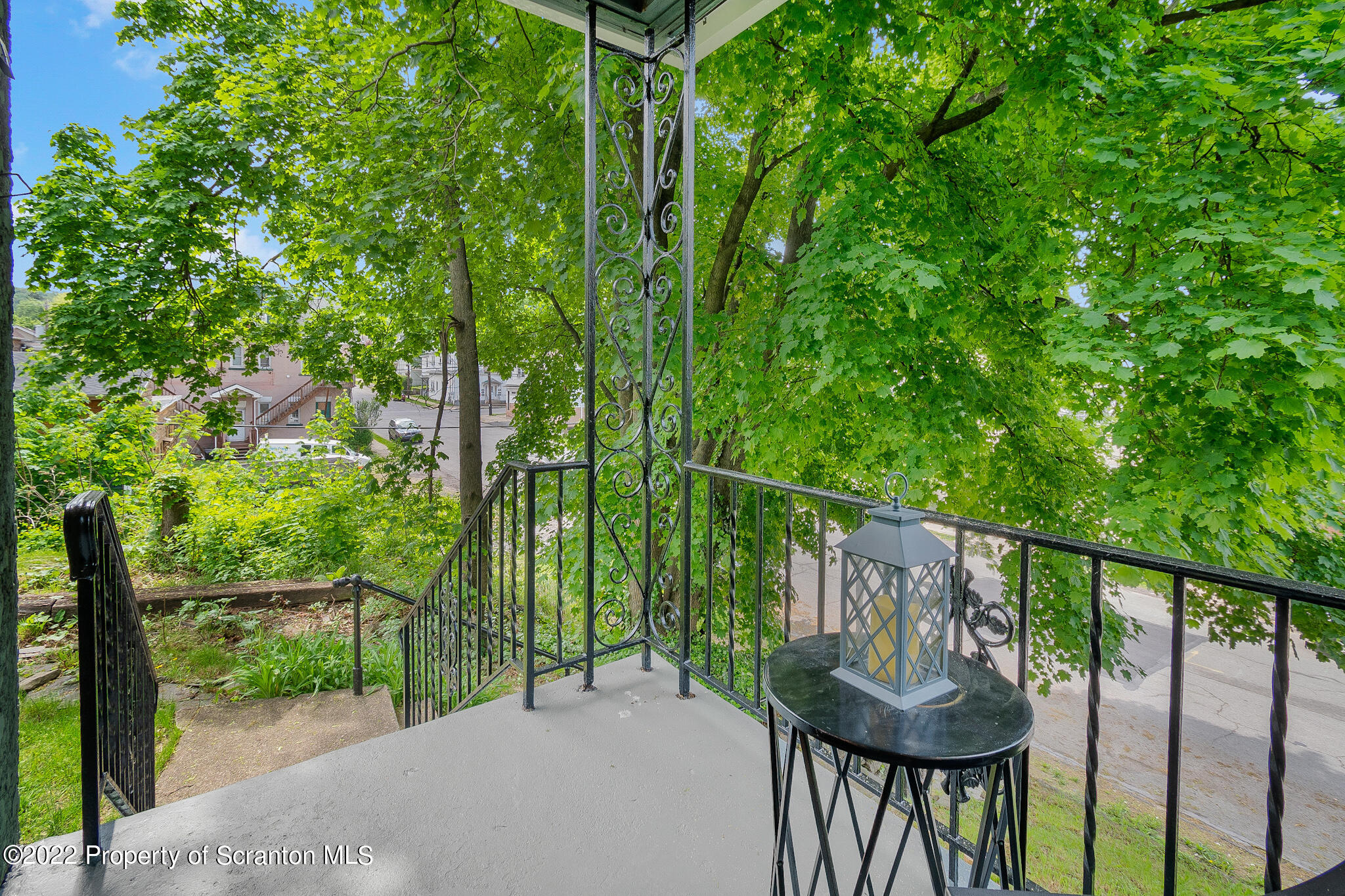 533 Cherry Street Scranton, PA 18505 - Photo 33 of 33 a view of a chair and table in the garden