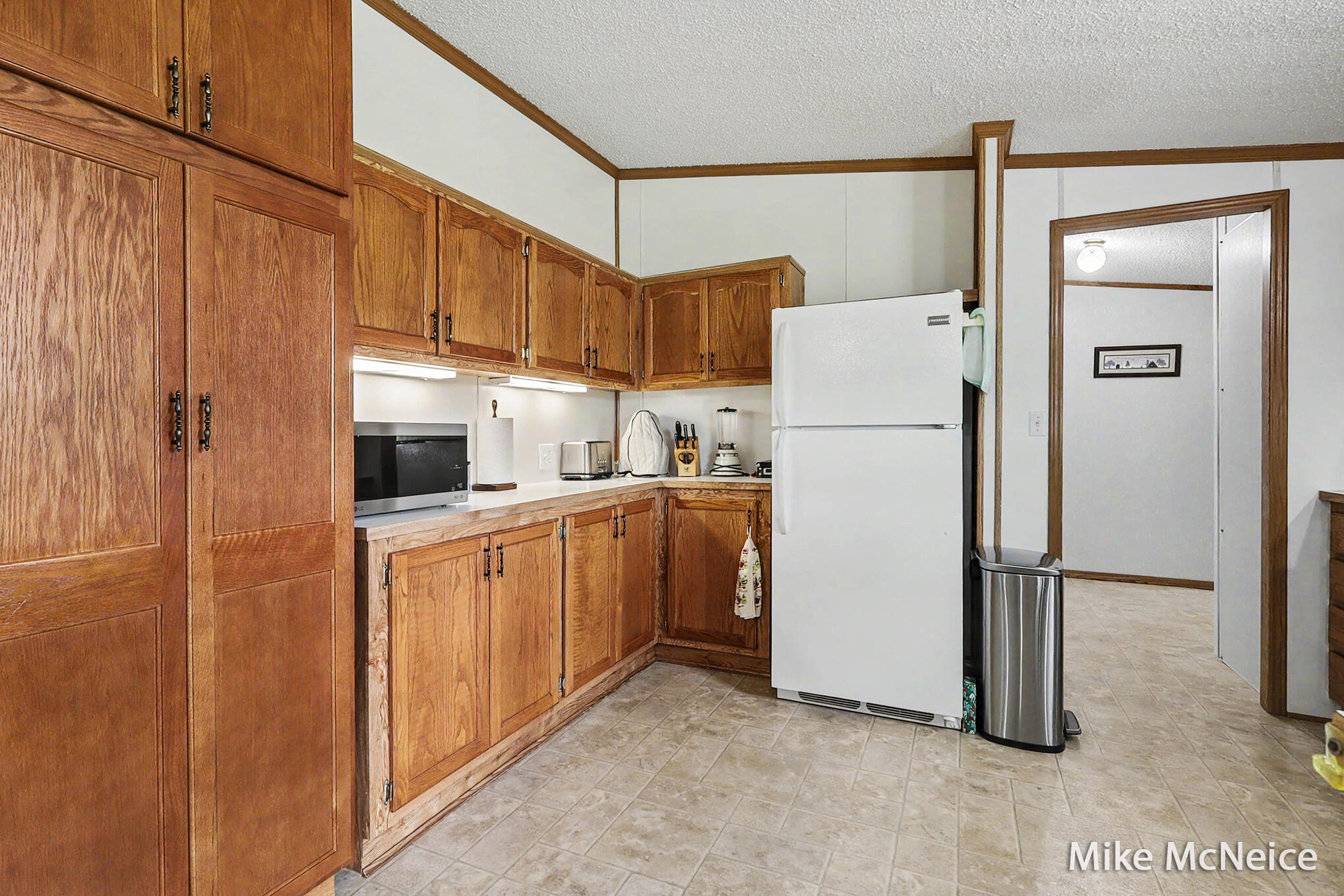 2079 West McMillan Road Muskegon, MI 49445 - Photo 13 of 36 IMG_9592