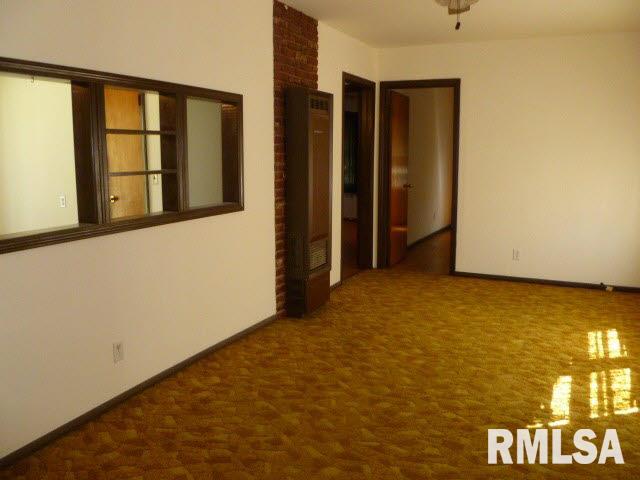 8665 State Rte 161 Extension Iuka, IL 62849 - Photo 7 of 18
