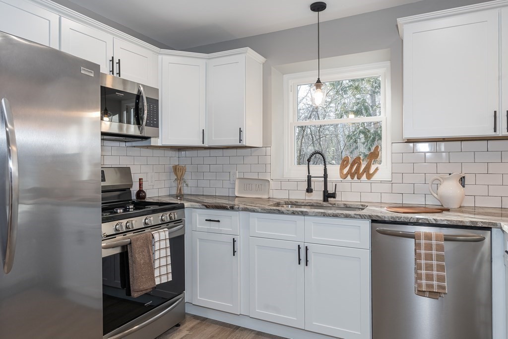 115 Jennings Street Springfield, MA 01119 - Photo 1 of 32