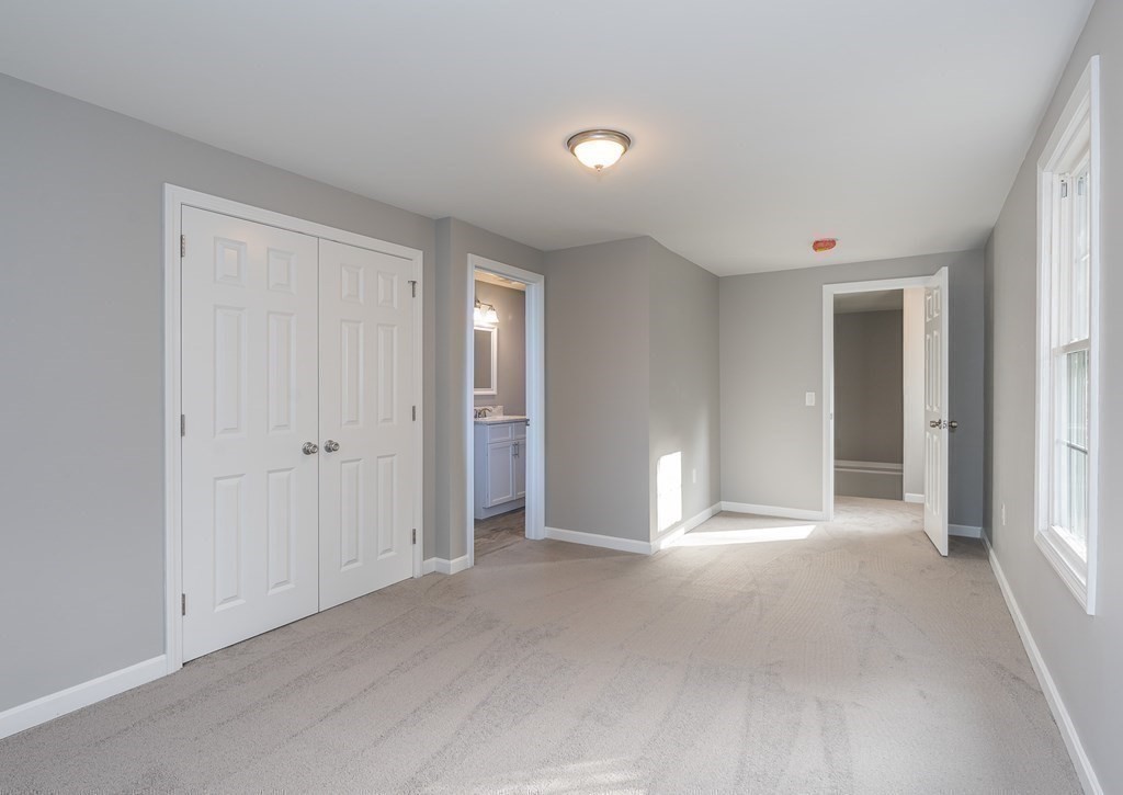 115 Jennings Street Springfield, MA 01119 - Photo 16 of 32