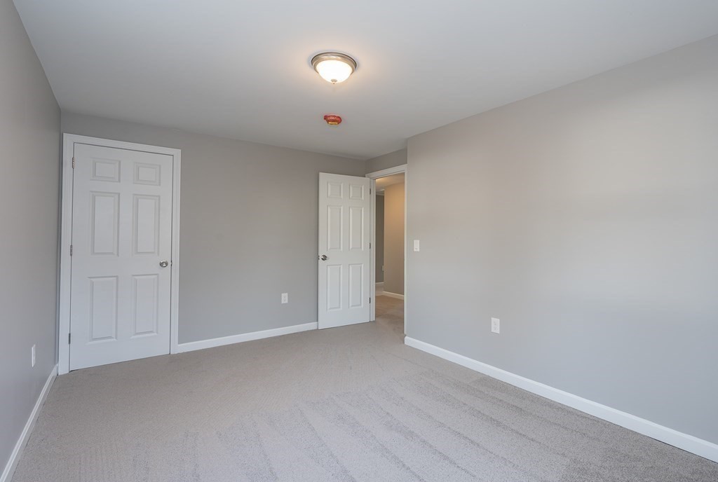 115 Jennings Street Springfield, MA 01119 - Photo 21 of 32