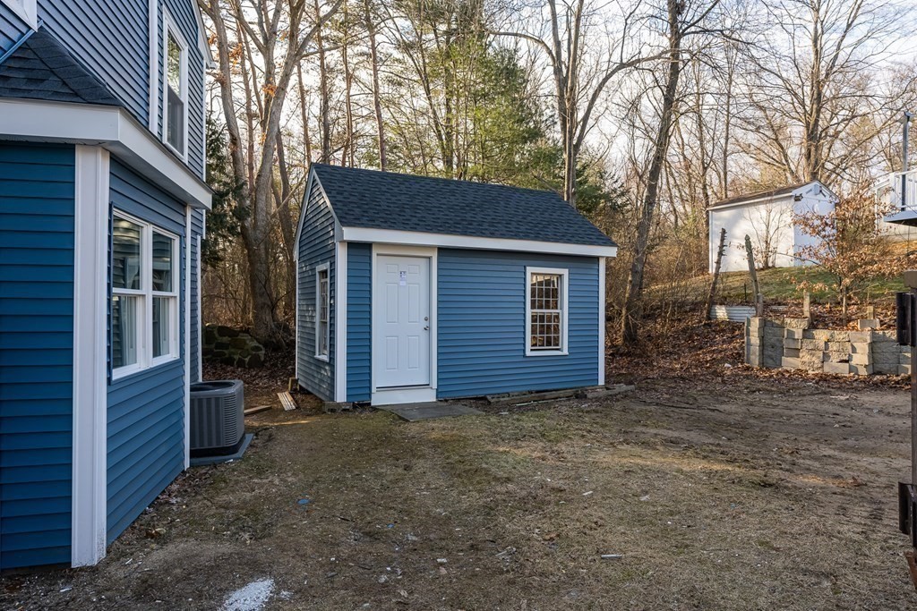 115 Jennings Street Springfield, MA 01119 - Photo 30 of 32