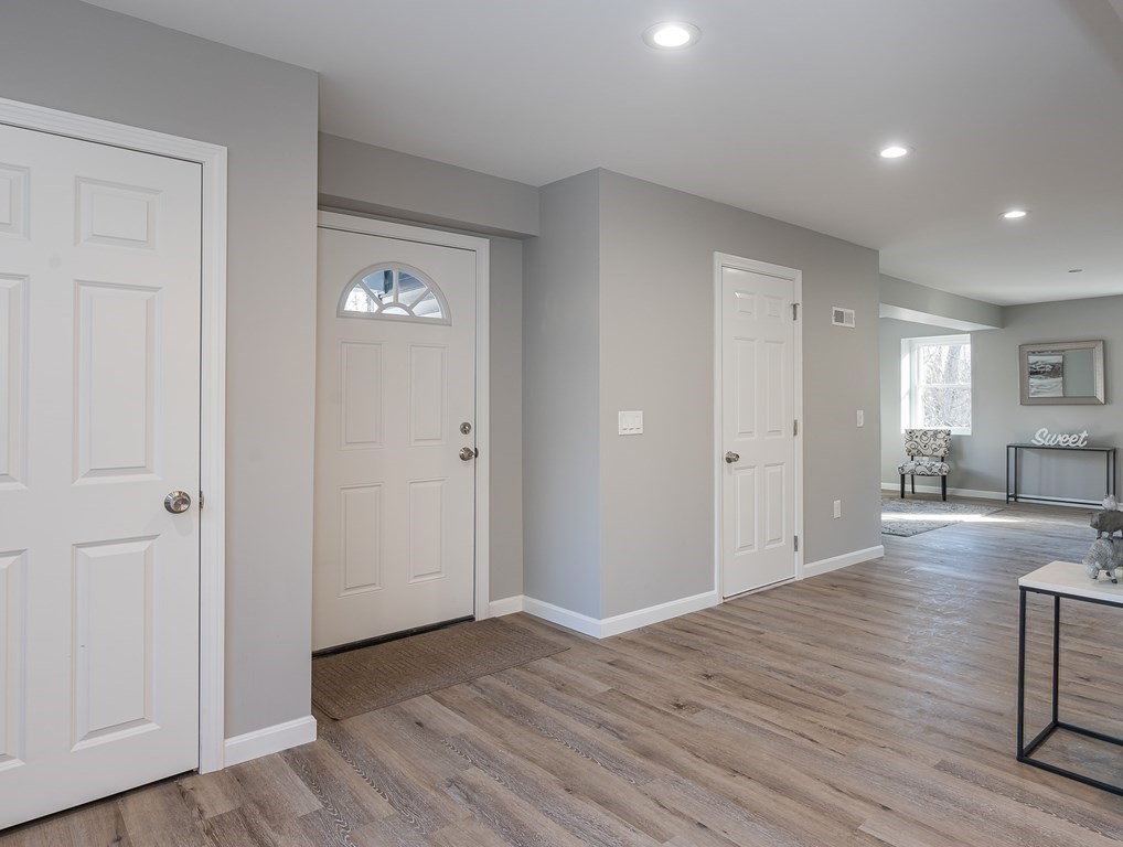 115 Jennings Street Springfield, MA 01119 - Photo 5 of 32