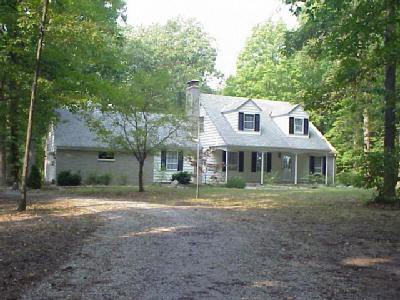 5118 Leesburg Road Fort Wayne, IN 46818 - Photo 1 of 7