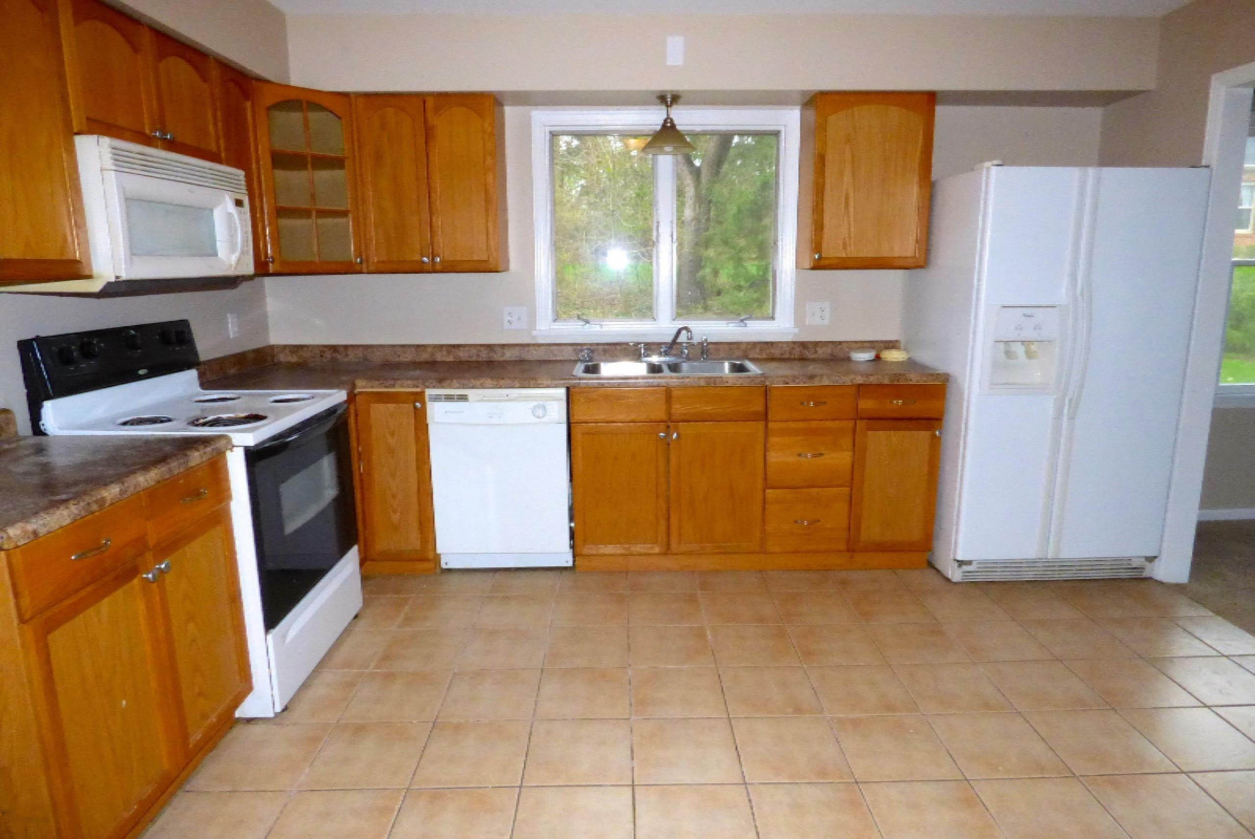 1131 Miami Road Niles, MI 49120 - Photo 10 of 27 1131_MiamiSt_10