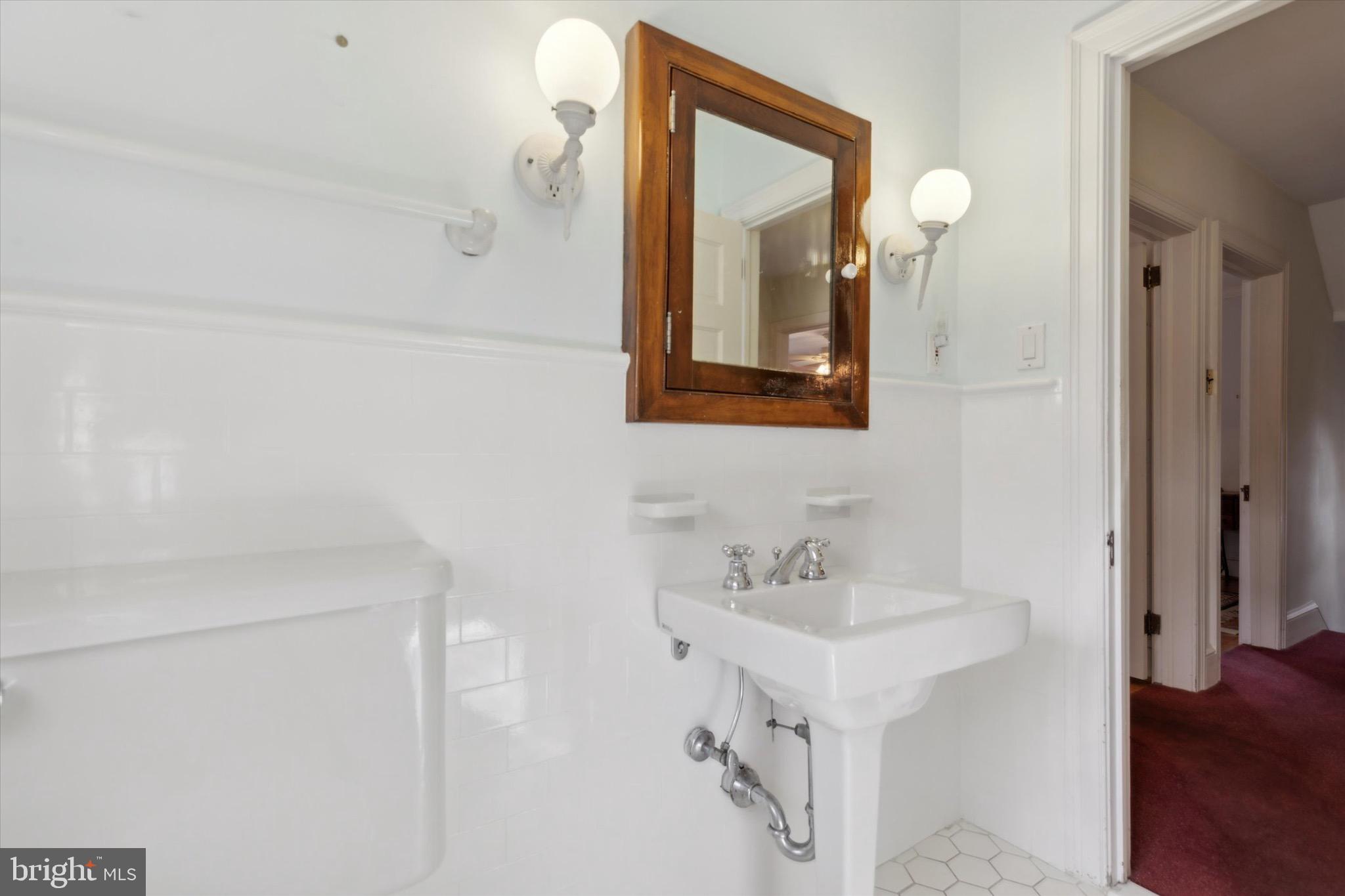 31 Avon Road Narberth, PA 19072 - Photo 29 of 39 Gallery Image 29