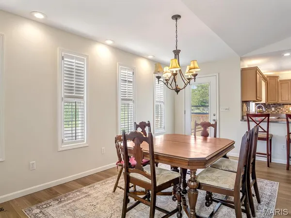 $350,000 | 216 Woodland Drive, Edwardsville, IL 62025