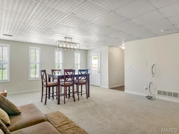 $350,000 | 216 Woodland Drive, Edwardsville, IL 62025