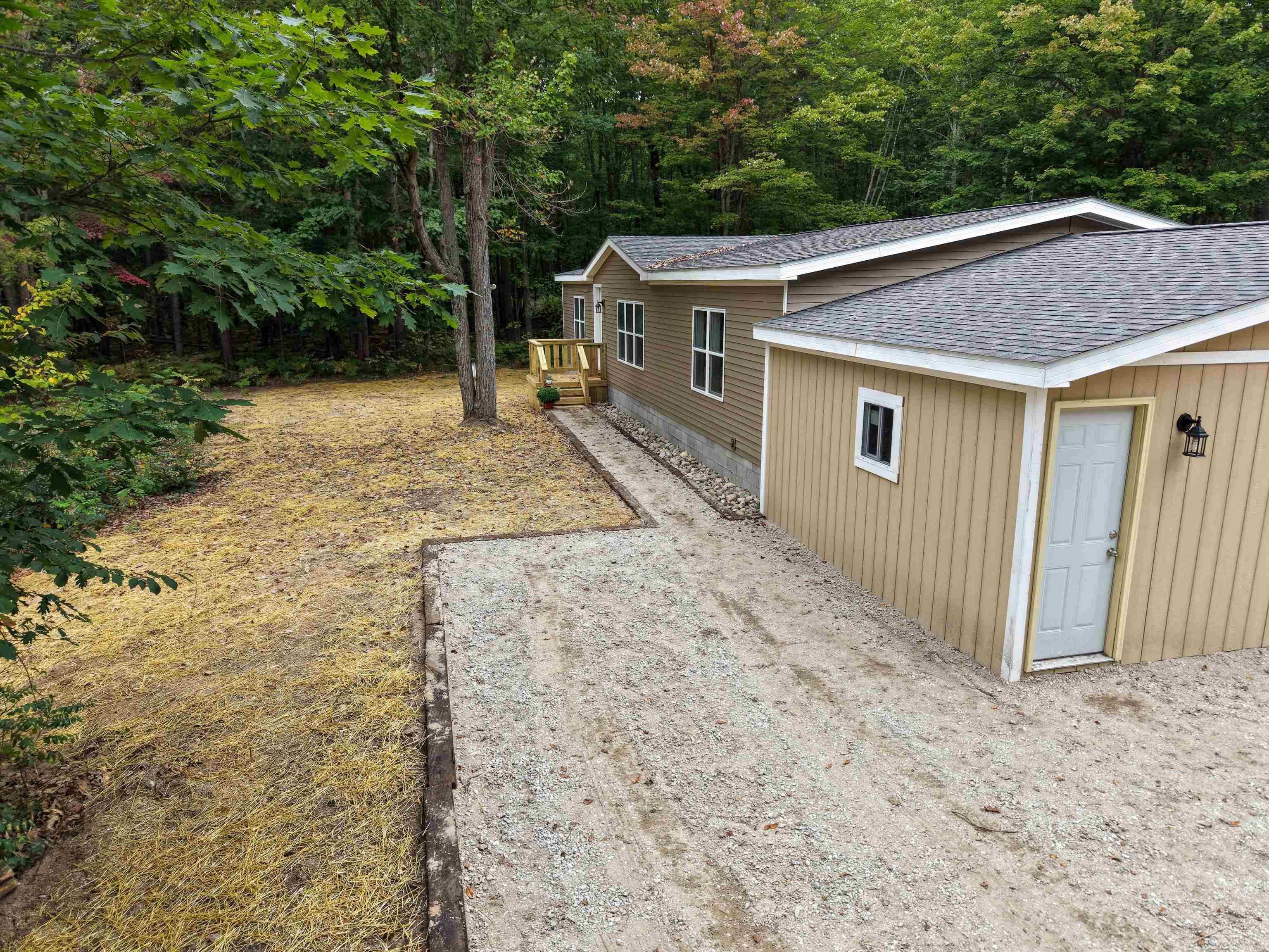 1469 East Brushaber Road Hope, MI 48628 - Photo 6 of 33 Gallery Image 6