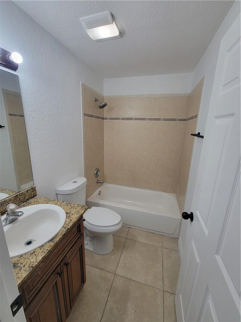 149 Dabou Loop Belle Glade, FL 33430 - Photo 11 of 25 Photo 11