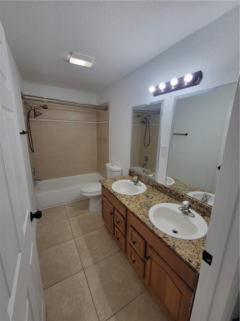 149 Dabou Loop Belle Glade, FL 33430 - Photo 19 of 25 Photo 19