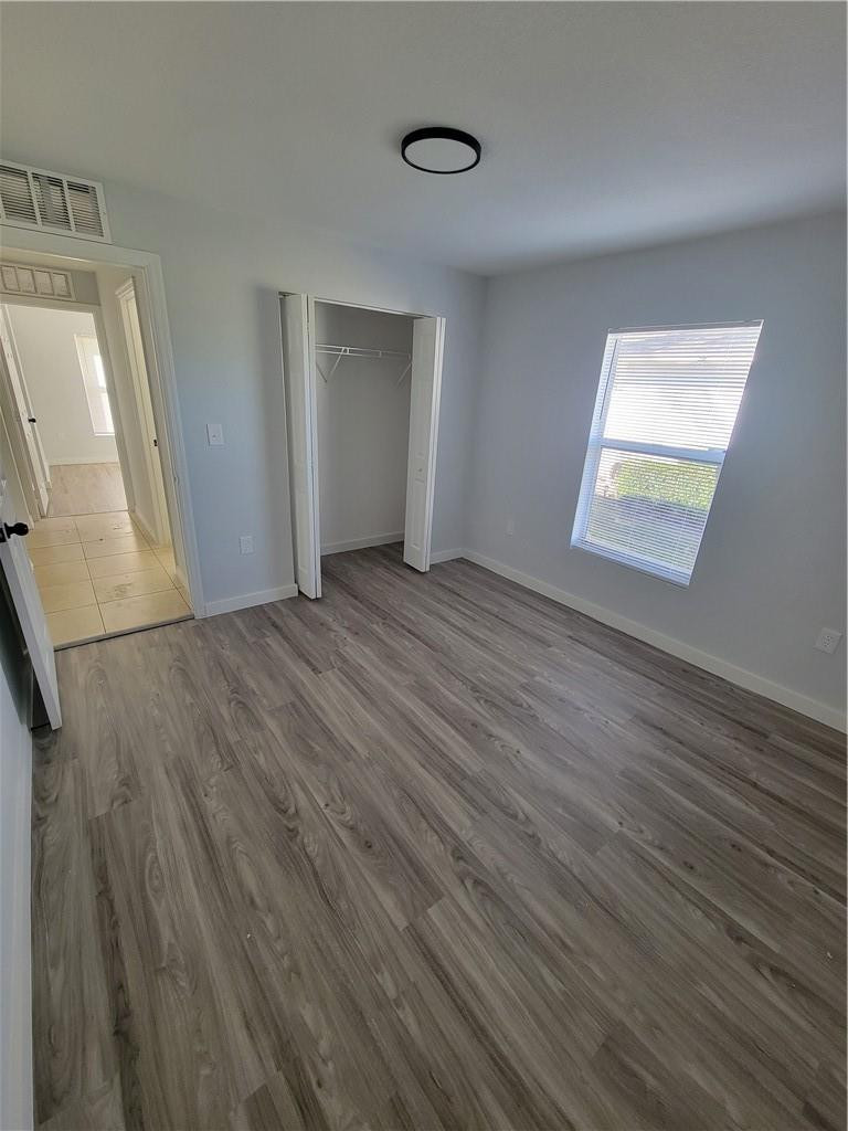 149 Dabou Loop Belle Glade, FL 33430 - Photo 8 of 25 Photo 8