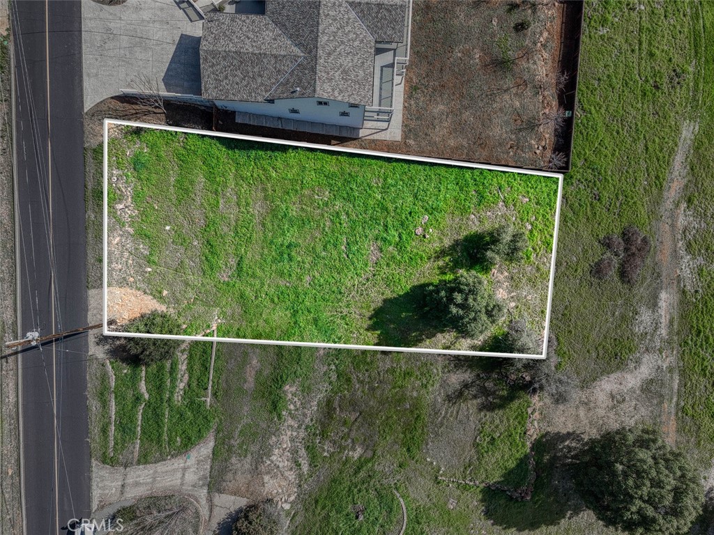 19993 Powder Horn Road Hidden Valley Lake, CA 95467 - Photo 3 of 7 a view of a back yard from a balcony