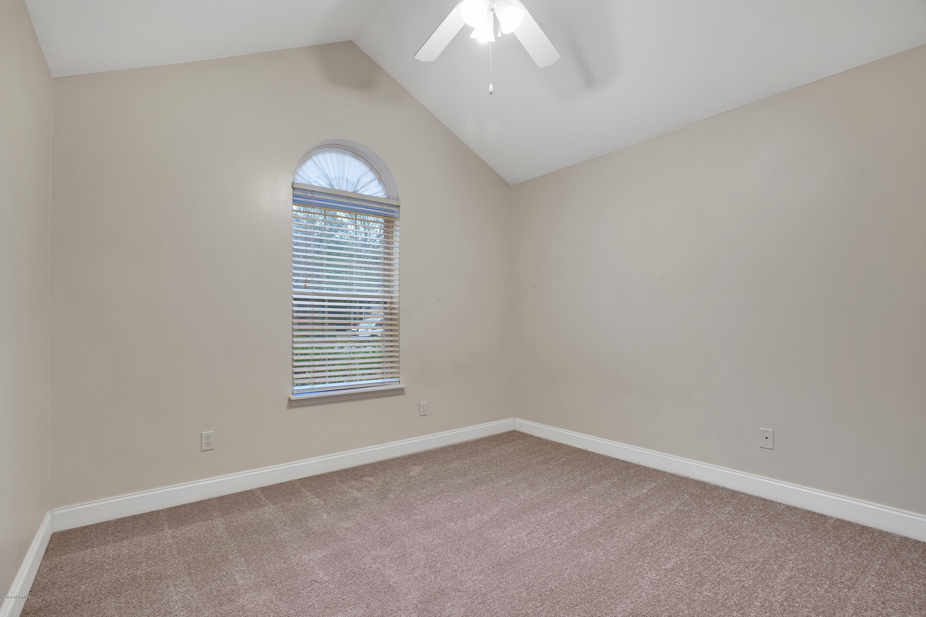 115 Emerald Ridge Drive Hampstead, NC 28443 - Photo 24 of 36 114EmeraldRidgeDrive-24