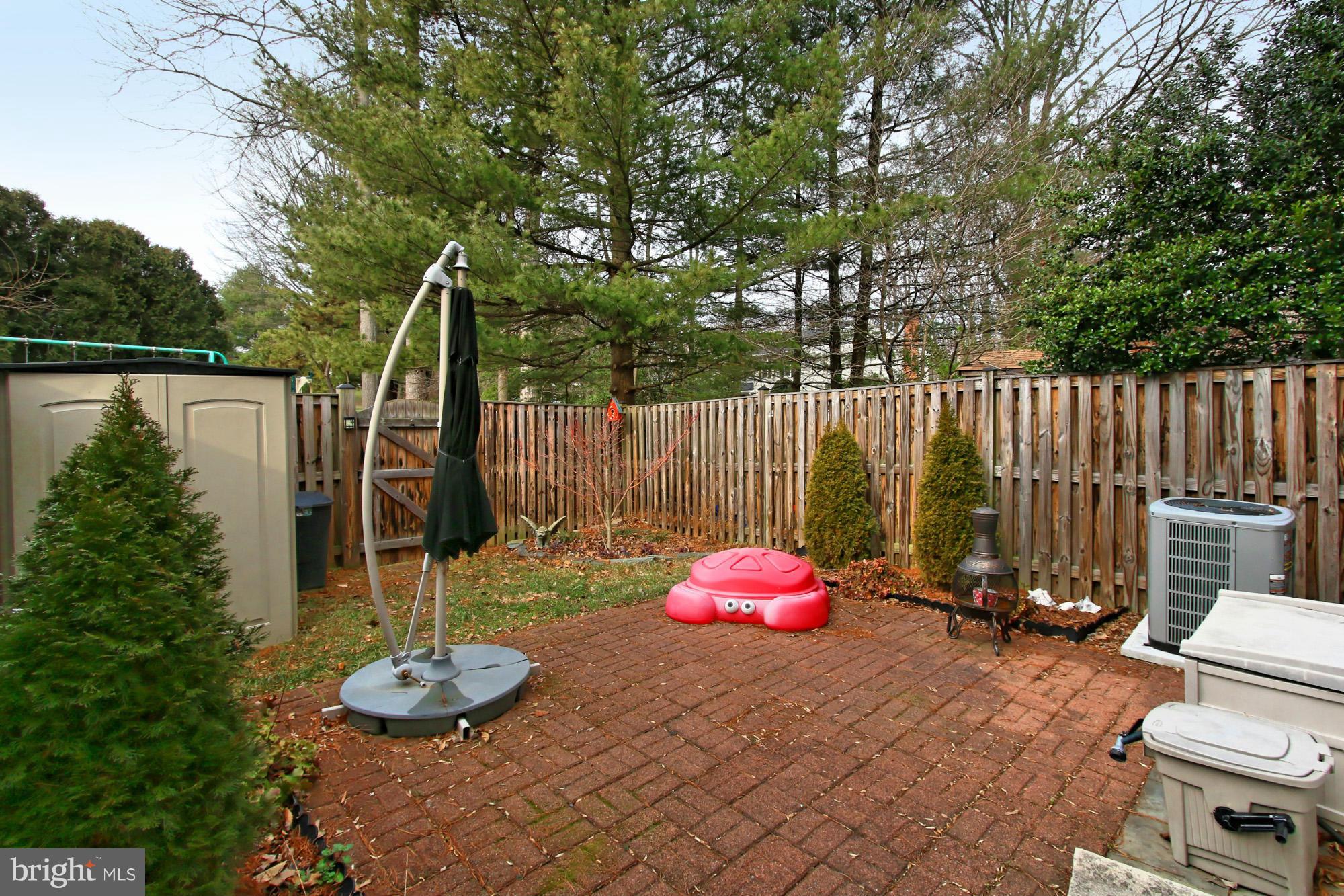 6516 Alexis Lane Springfield, VA 22152 - Photo 21 of 24 Exterior (Rear)