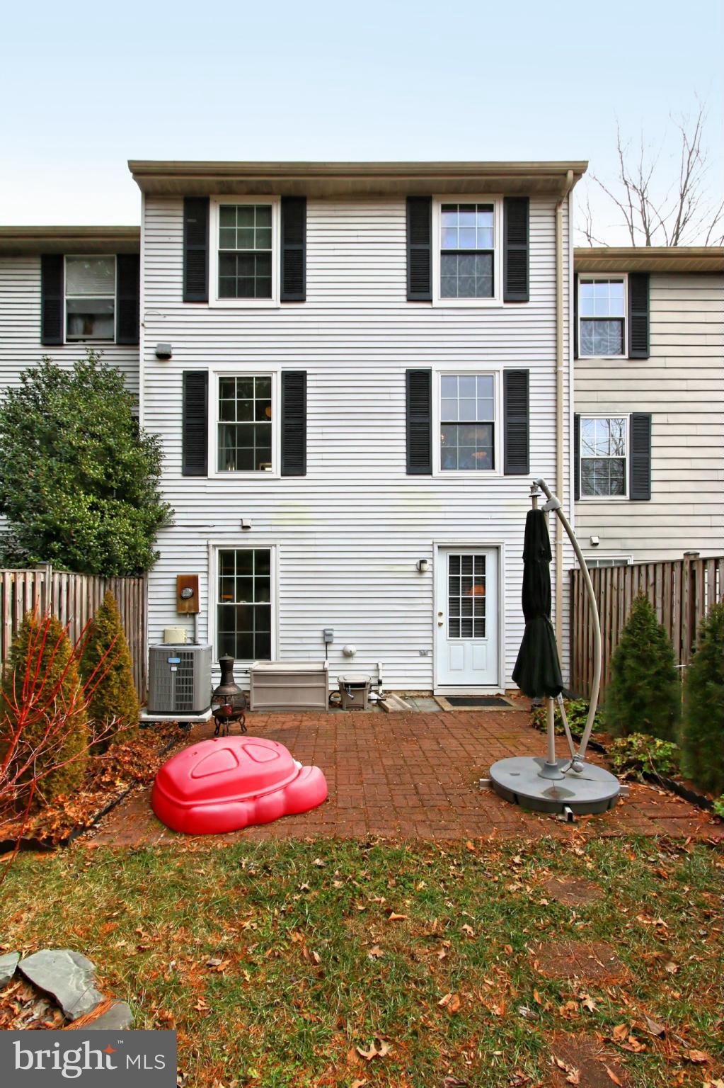 6516 Alexis Lane Springfield, VA 22152 - Photo 22 of 24 Exterior (Rear)
