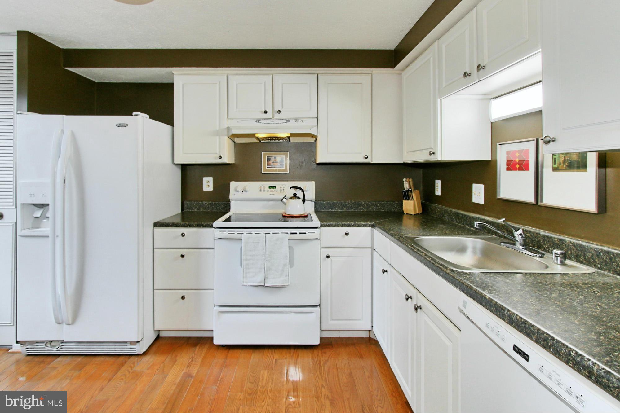 6516 Alexis Lane Springfield, VA 22152 - Photo 9 of 24 Kitchen