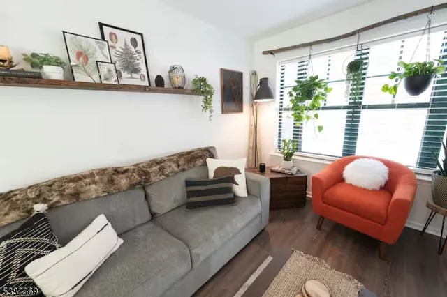 $2,000 | 200 Highway 94, Vernon, NJ 07462