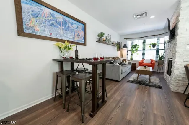 $2,000 | 200 Highway 94, Vernon, NJ 07462