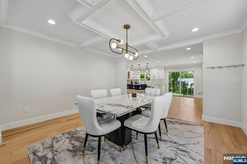 676 Ridgewood Avenue Oradell, NJ 07649 - Photo 7 of 50