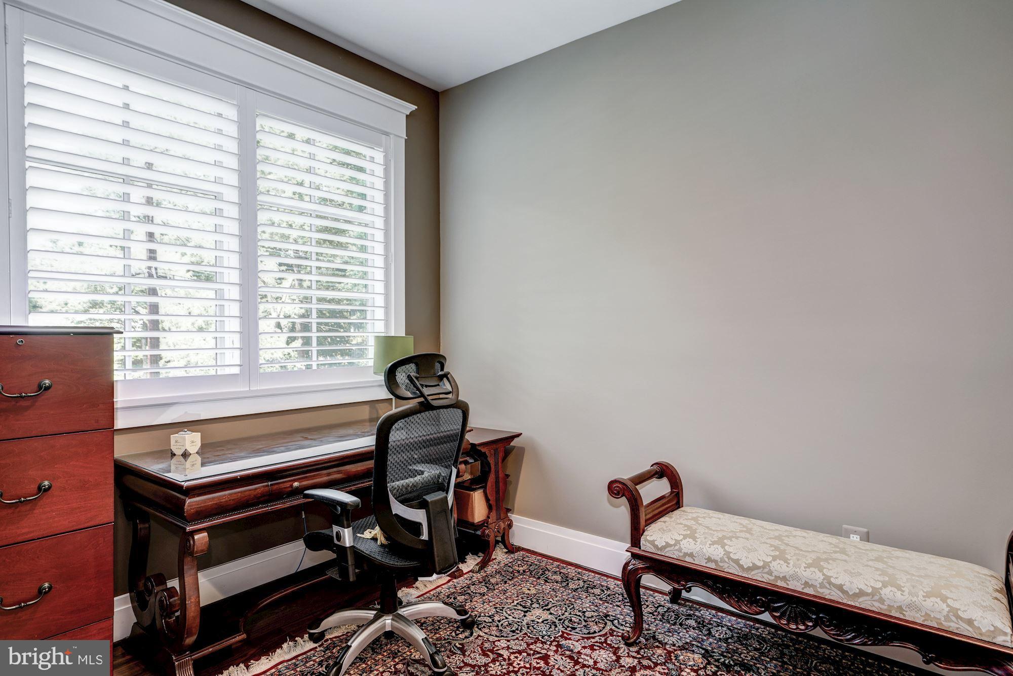 9927 Carter Road Bethesda, MD 20817 - Photo 28 of 47 Master Sitting Room/Office