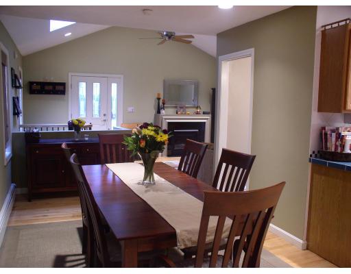 17 Arrow Street Middleton, MA 01949 - Photo 3 of 8 Gallery Image 3