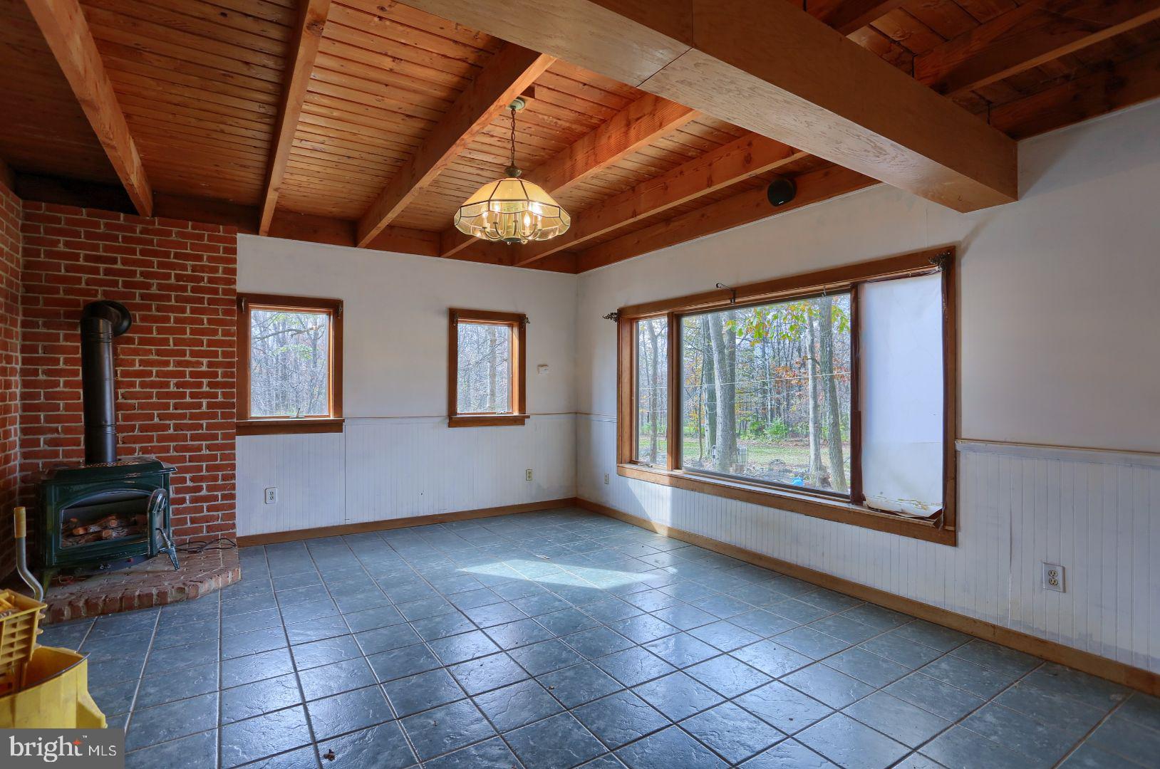 59 Wentzel Road Mohnton, PA 19540 - Photo 4 of 53 Gallery Image 4