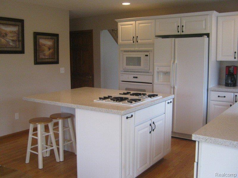 5330 Baldwin Road Oxford, MI 48371 - Photo 6 of 23 kitchen 3