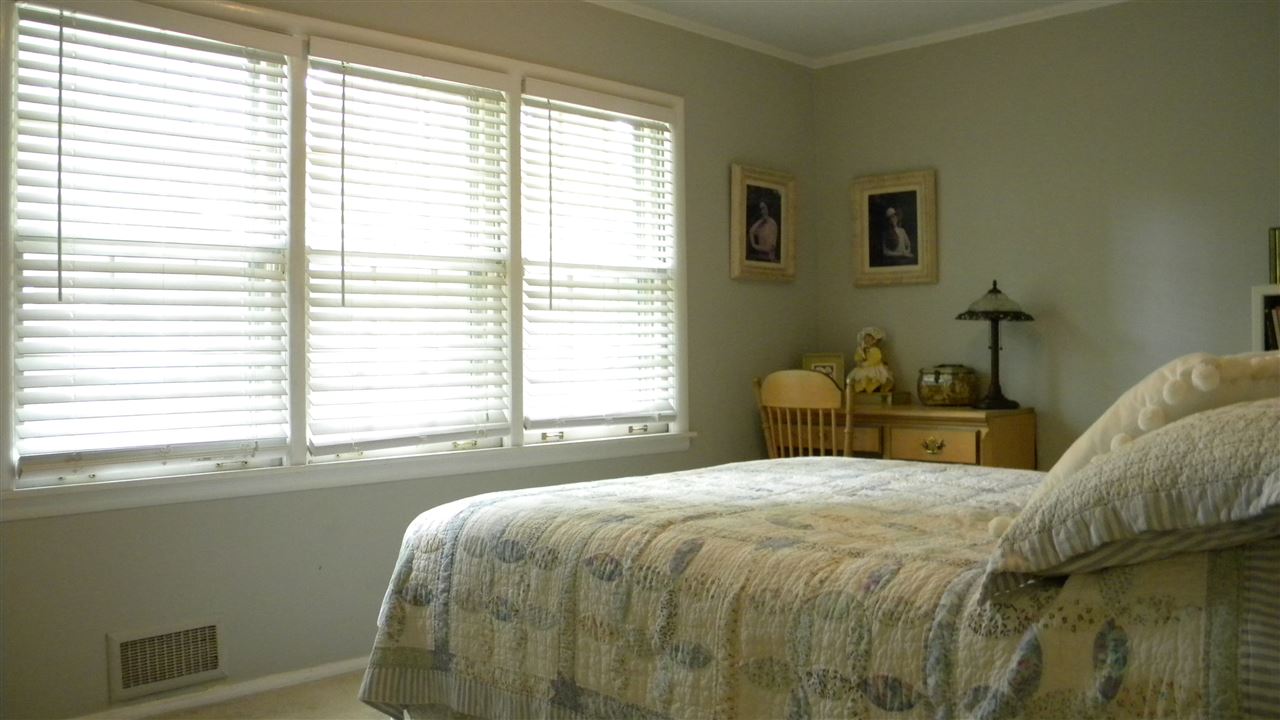 4327 Rhodes Avenue Memphis, TN 38111 - Photo 16 of 25