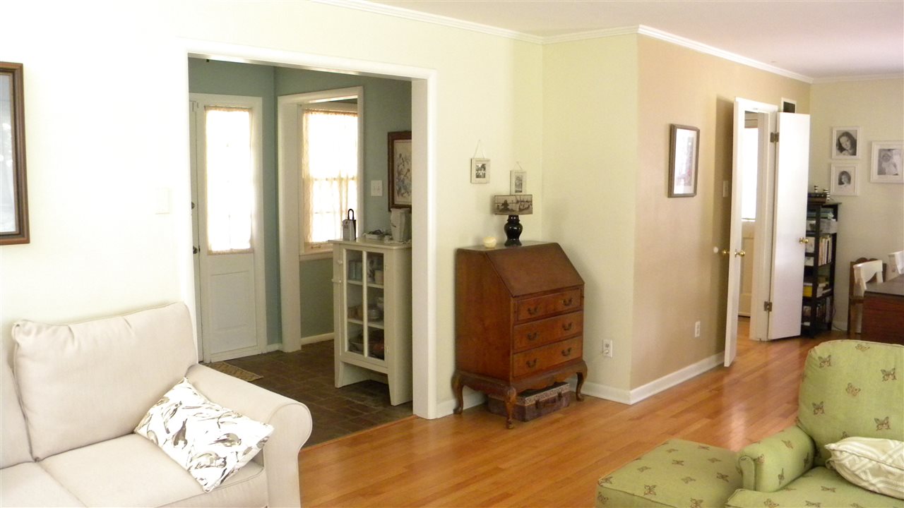 4327 Rhodes Avenue Memphis, TN 38111 - Photo 8 of 25