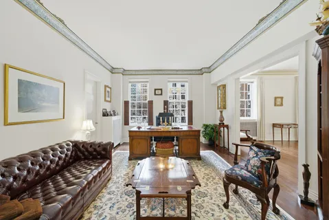 $995,000 | 232 East Walton Place, Unit 3E, Chicago, IL 60611