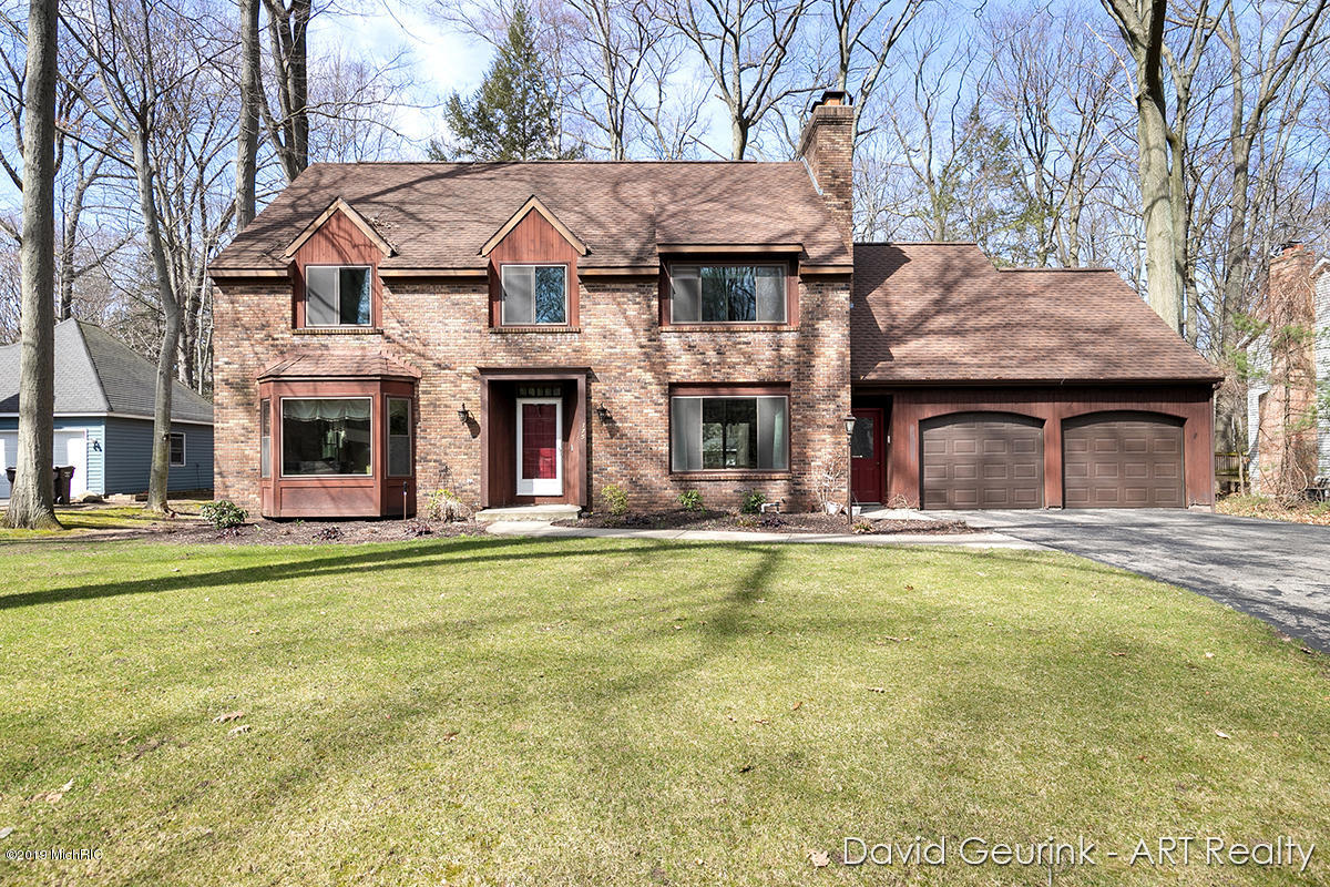 175 Portchester Road Holland, MI 49424 - Photo 2 of 33 IMG_1000