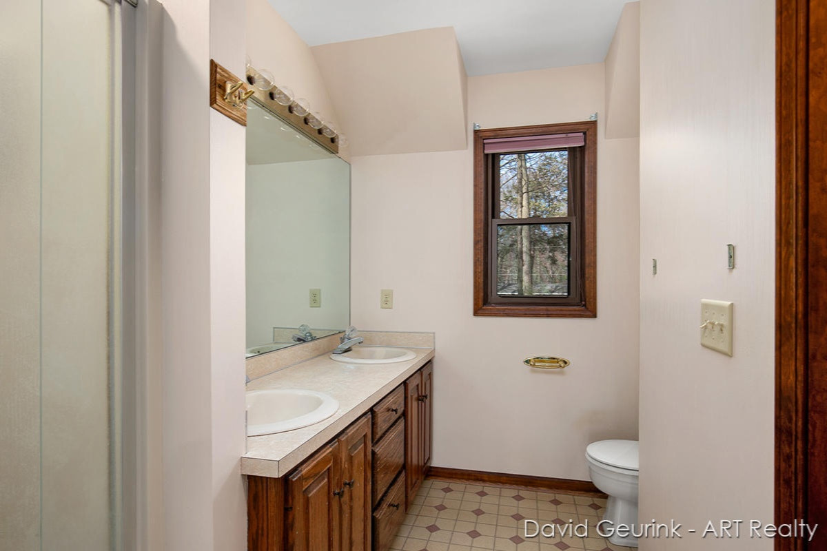 175 Portchester Road Holland, MI 49424 - Photo 26 of 33 IMG_1034