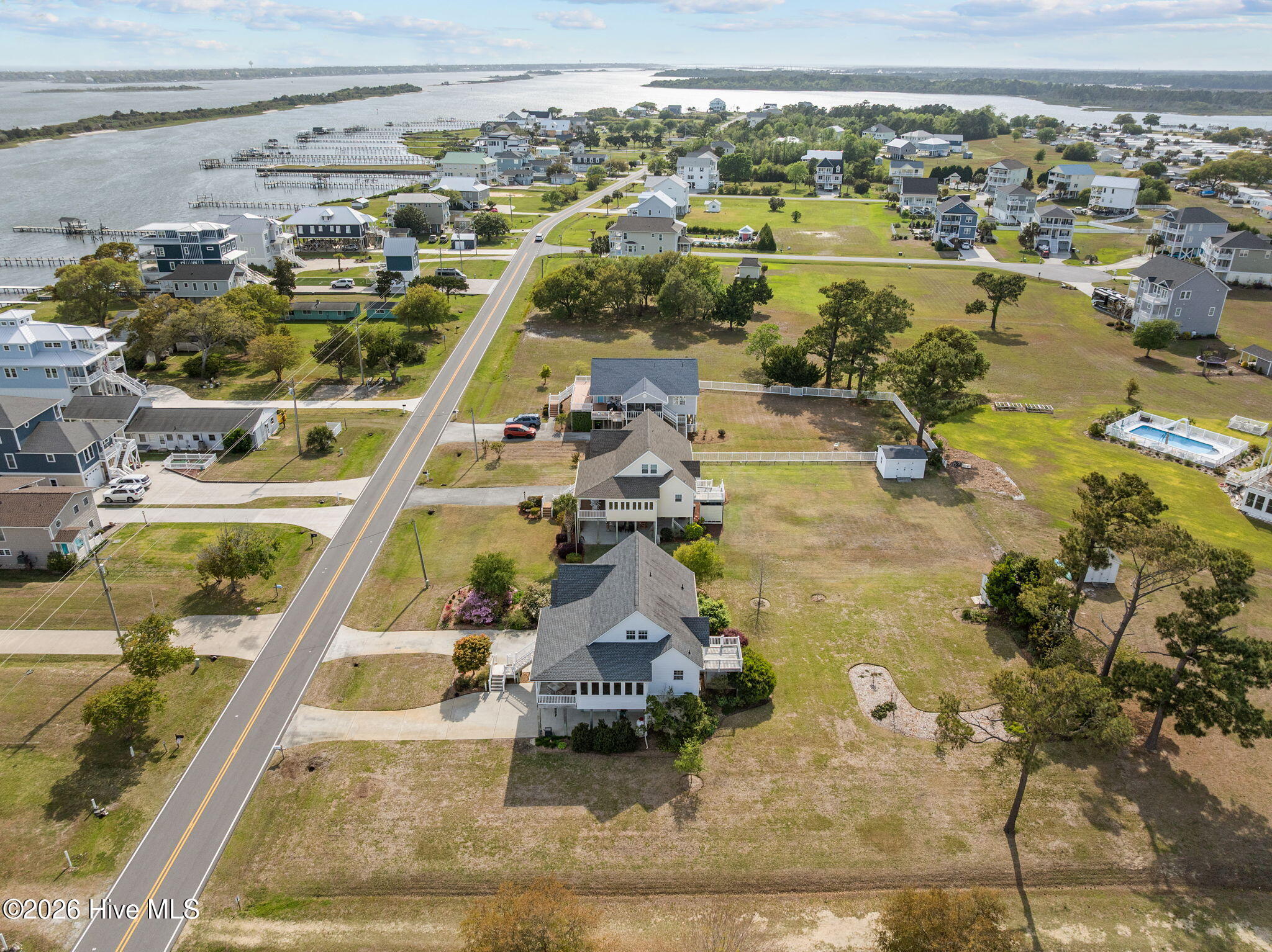 160 Live Oak Road Newport, NC 28570 - Photo 5 of 44 25-web-or-mls-160 Live Oak Rd 025