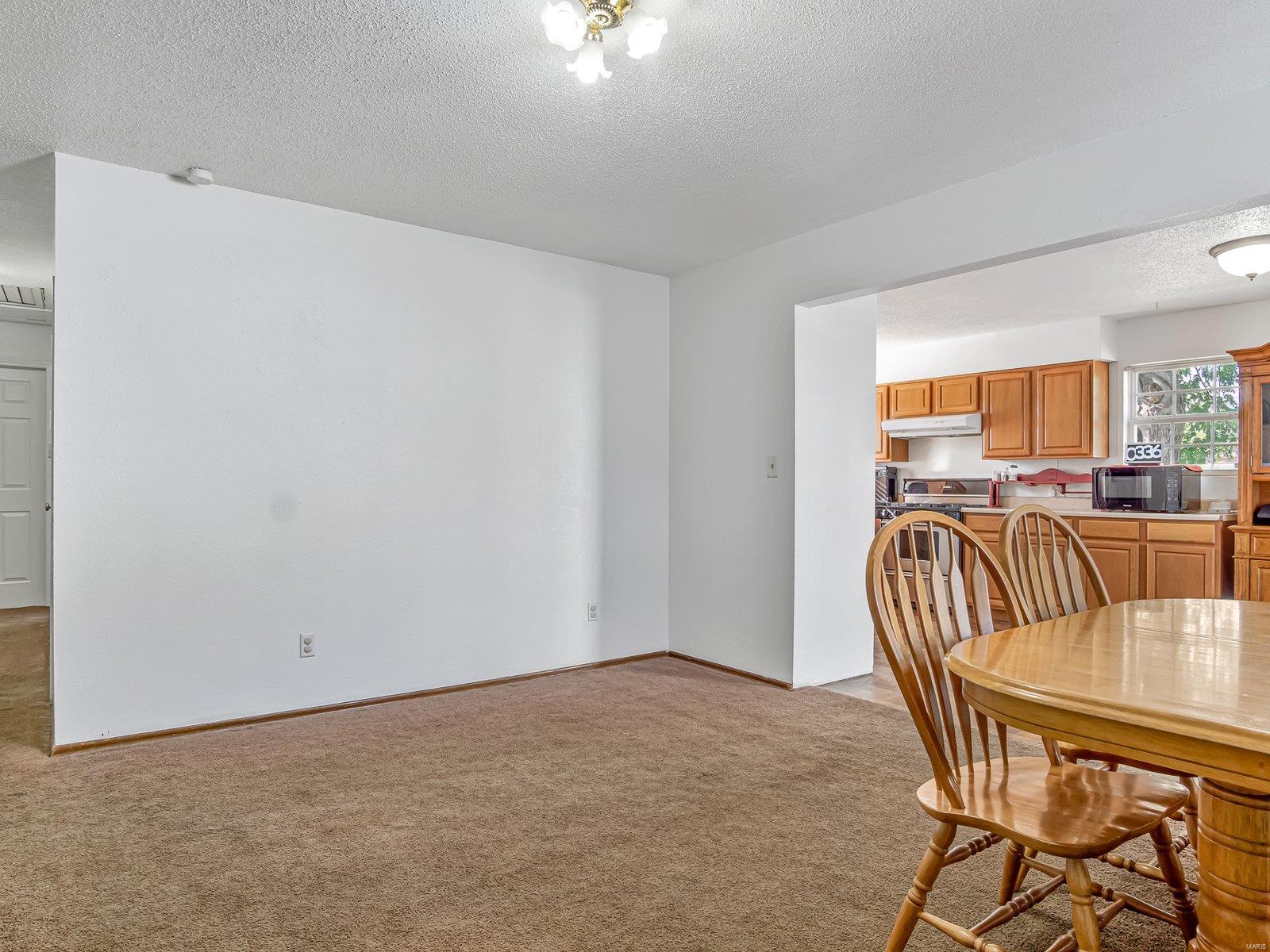 8901 Collinsville Road Collinsville, IL 62234 - Photo 11 of 29 Gallery Image 11