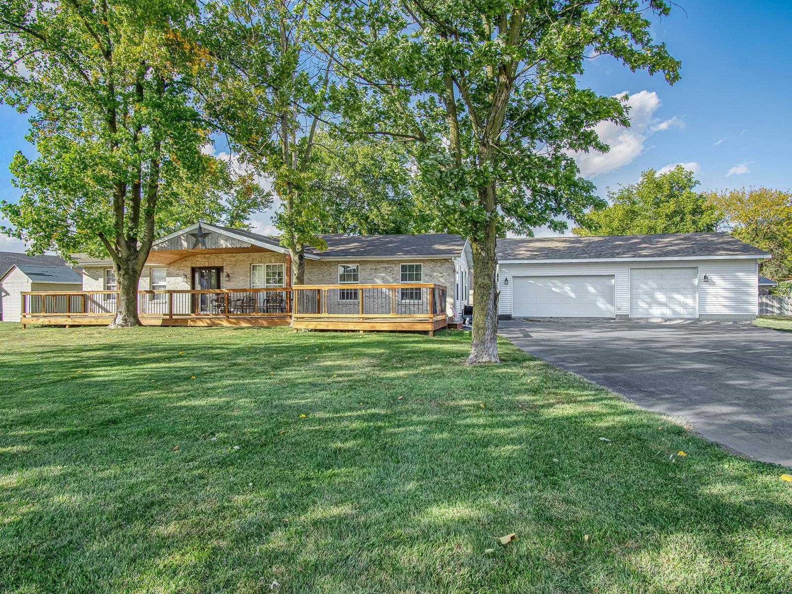 8901 Collinsville Road Collinsville, IL 62234 - Photo 4 of 29 Gallery Image 4