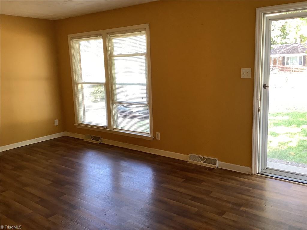 2518 Fernbrook Road Greensboro, NC 27405 - Photo 4 of 9 Gallery Image 4