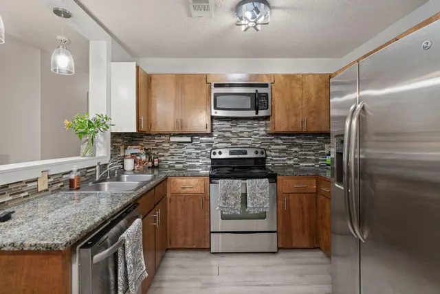 $175,000 | 2011 Coldspring Drive, Unit F, North Charleston, SC 29406