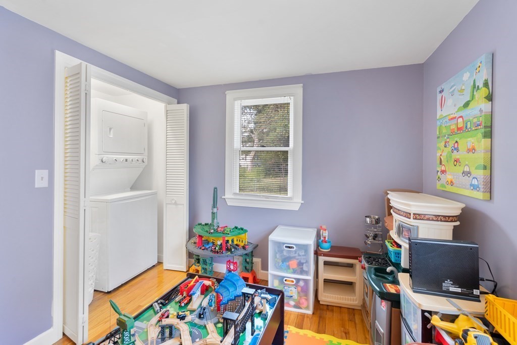 21 Columbine Road Norwood, MA 02062 - Photo 21 of 39 Gallery Image 21