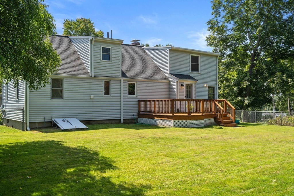 21 Columbine Road Norwood, MA 02062 - Photo 34 of 39 Gallery Image 34