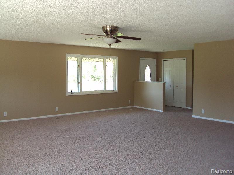 5205 Hunters Creek Road Attica, MI 48412 - Photo 5 of 17 Great Room