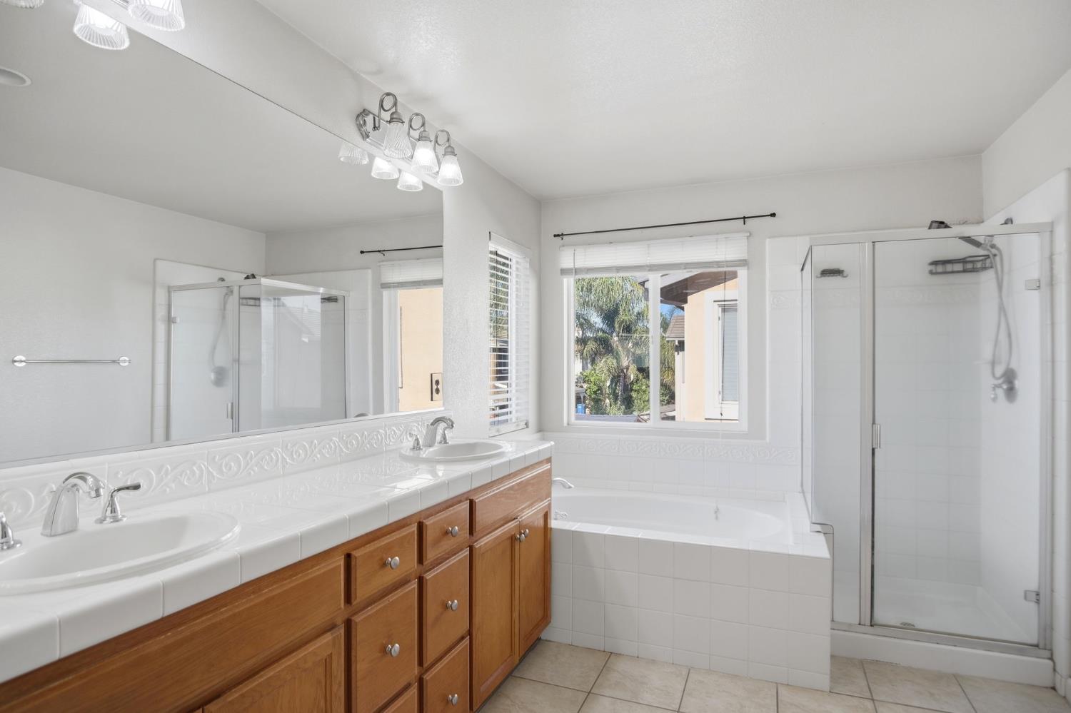3648 Fallview Avenue Ceres, CA 95307 - Photo 15 of 24