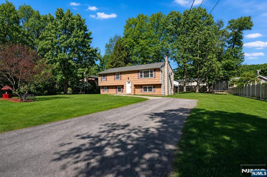 12 River Road Oak Ridge, NJ 07438 - Photo 29 of 36
