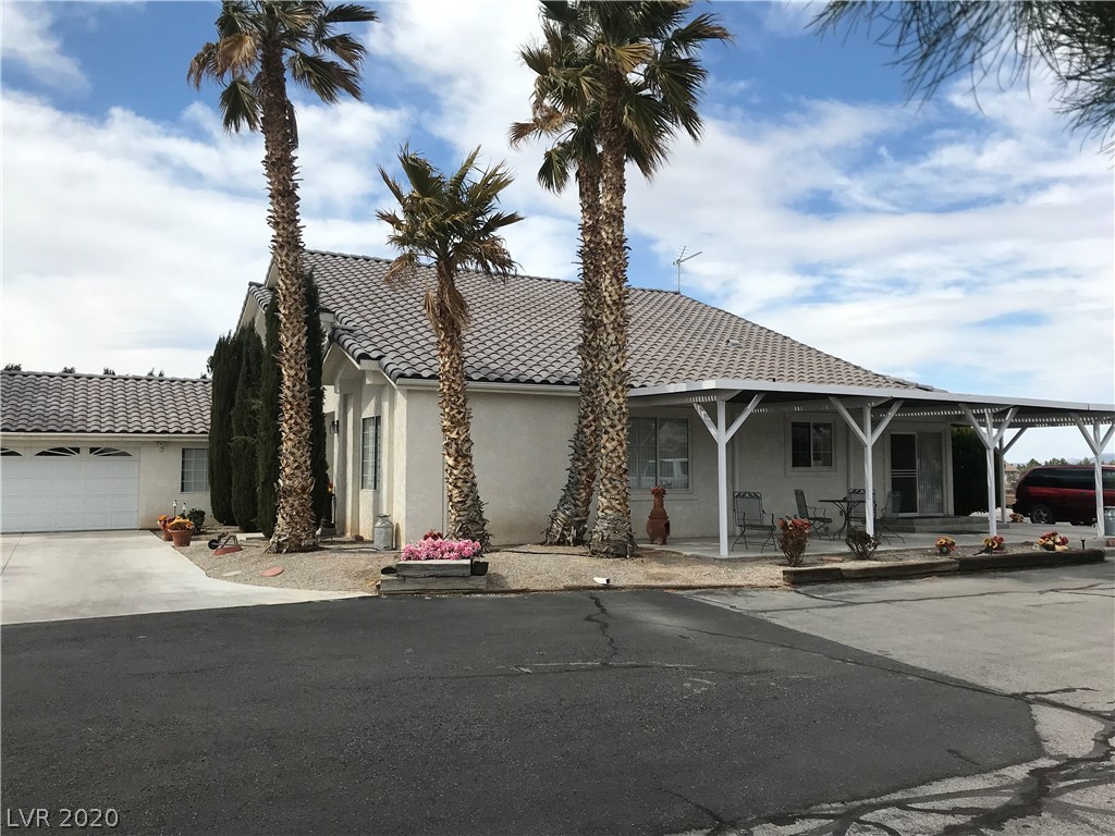 1280 East Gamebird Road Pahrump, NV 89048 - Photo 3 of 49 Gallery Image 3