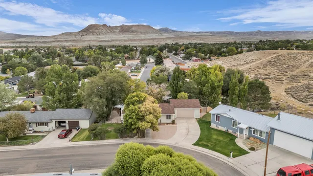 $299,000 | 1415 Winterview Drive, Green River, WY 82935